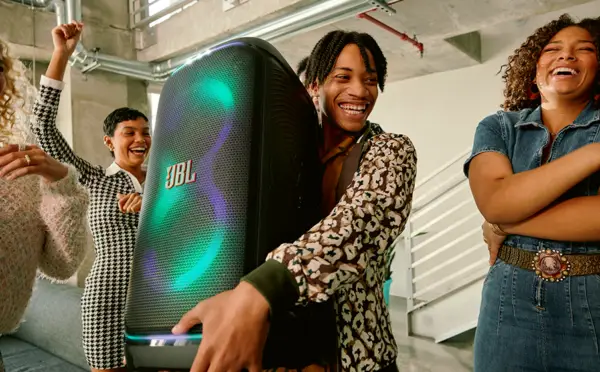 ⁦בידורית JBL PARTYBOX STAGE 320 יבואן רשמי ניופאן - צבע לבן⁩ – תמונה ⁦3⁩
